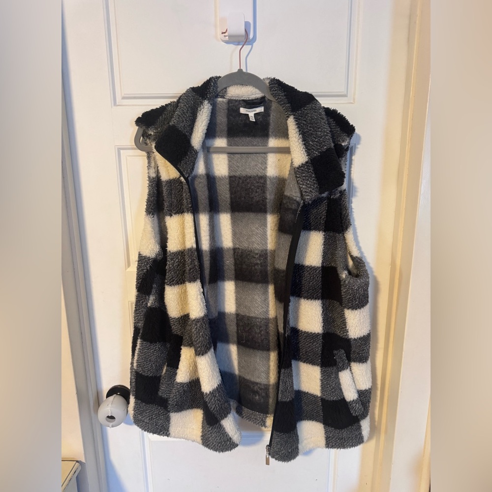 Maurices Black and White Plaid Vest